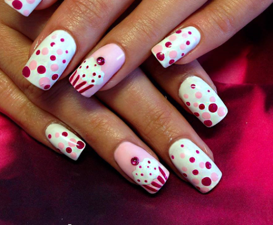 cute-milky-polka-dots-nails
