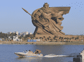 Enormous Statue of Guan Yu